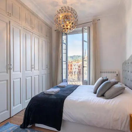 Confort Y Diseno Con Vistas Al Casco Viejo דירה *